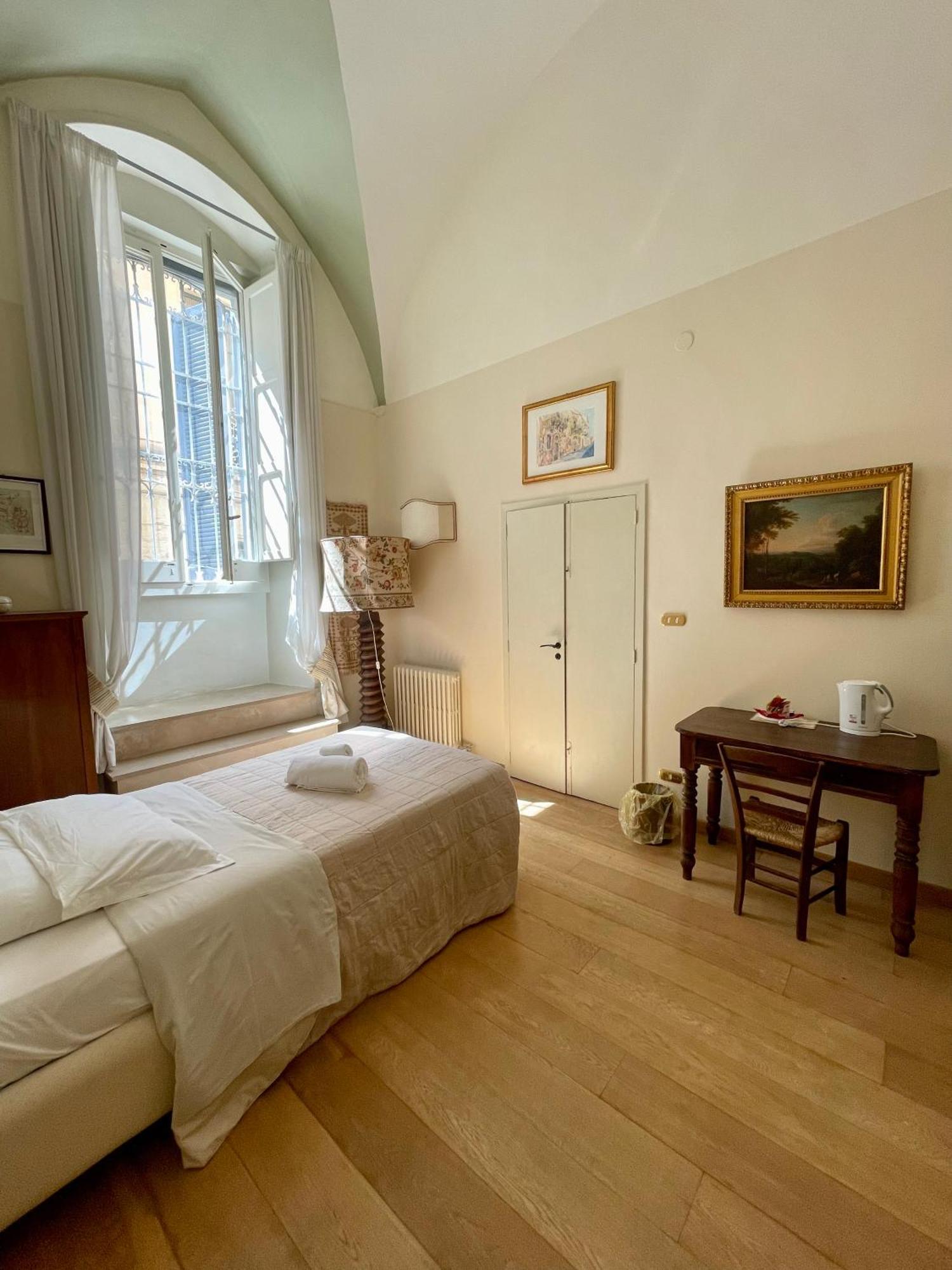 4 Balconi Rooms- Dimora Arditi Frühstückspension
