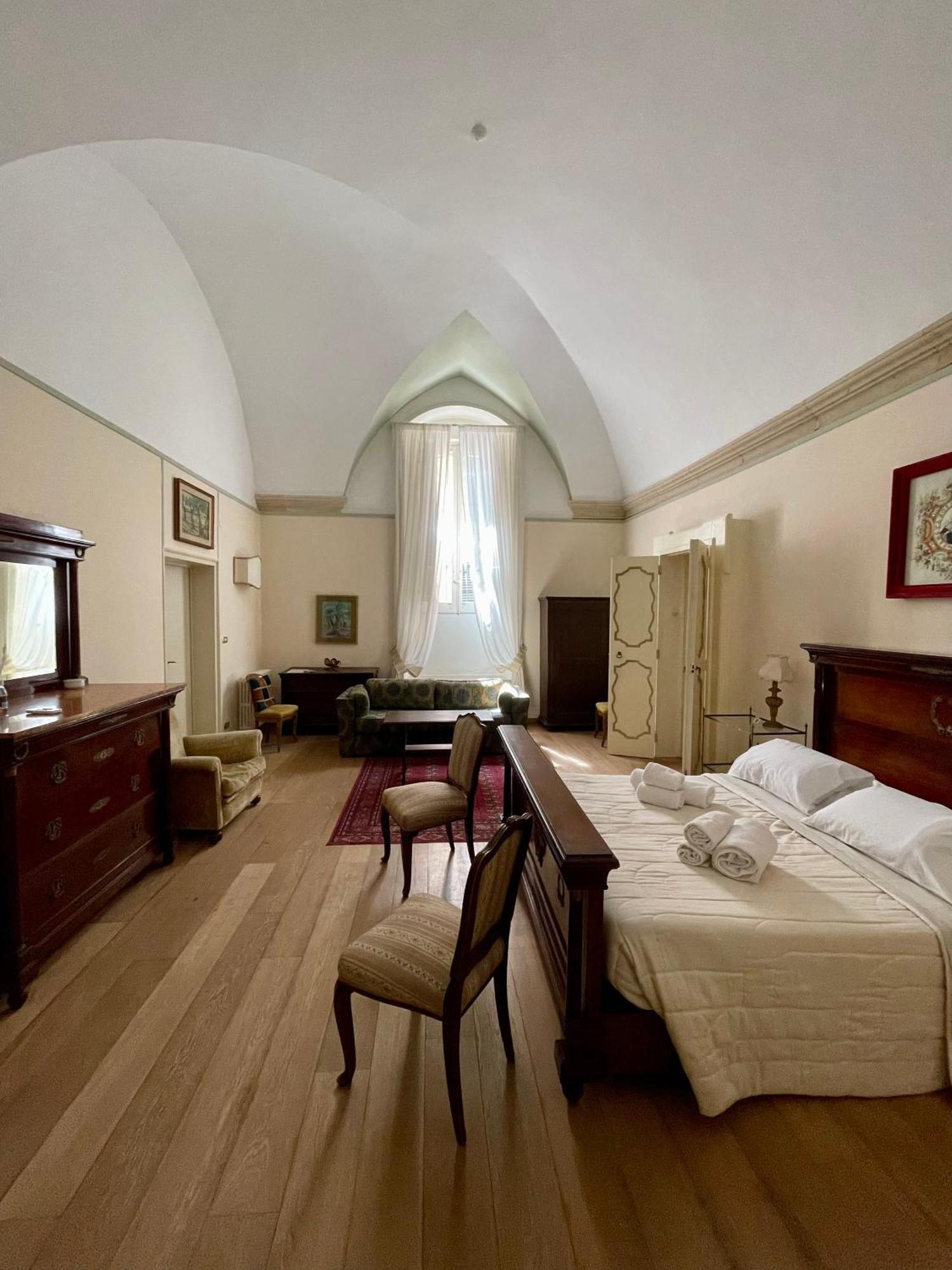 Frühstückspension 4 Balconi Rooms- Dimora Arditi Lecce